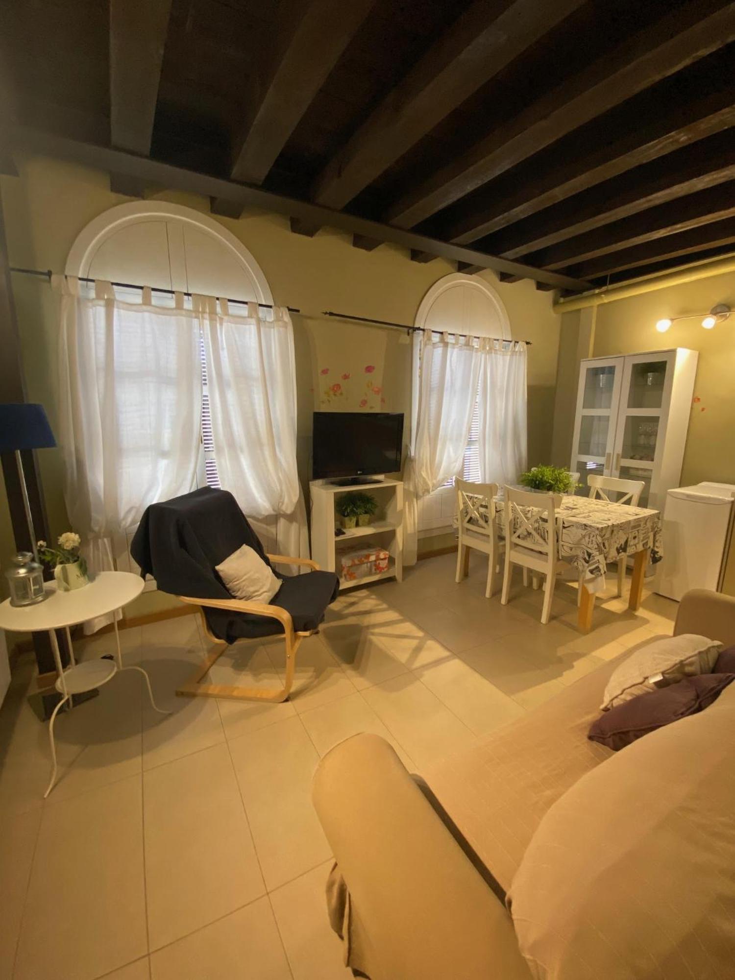 Refitoleria Apartamentos Сеговия Экстерьер фото